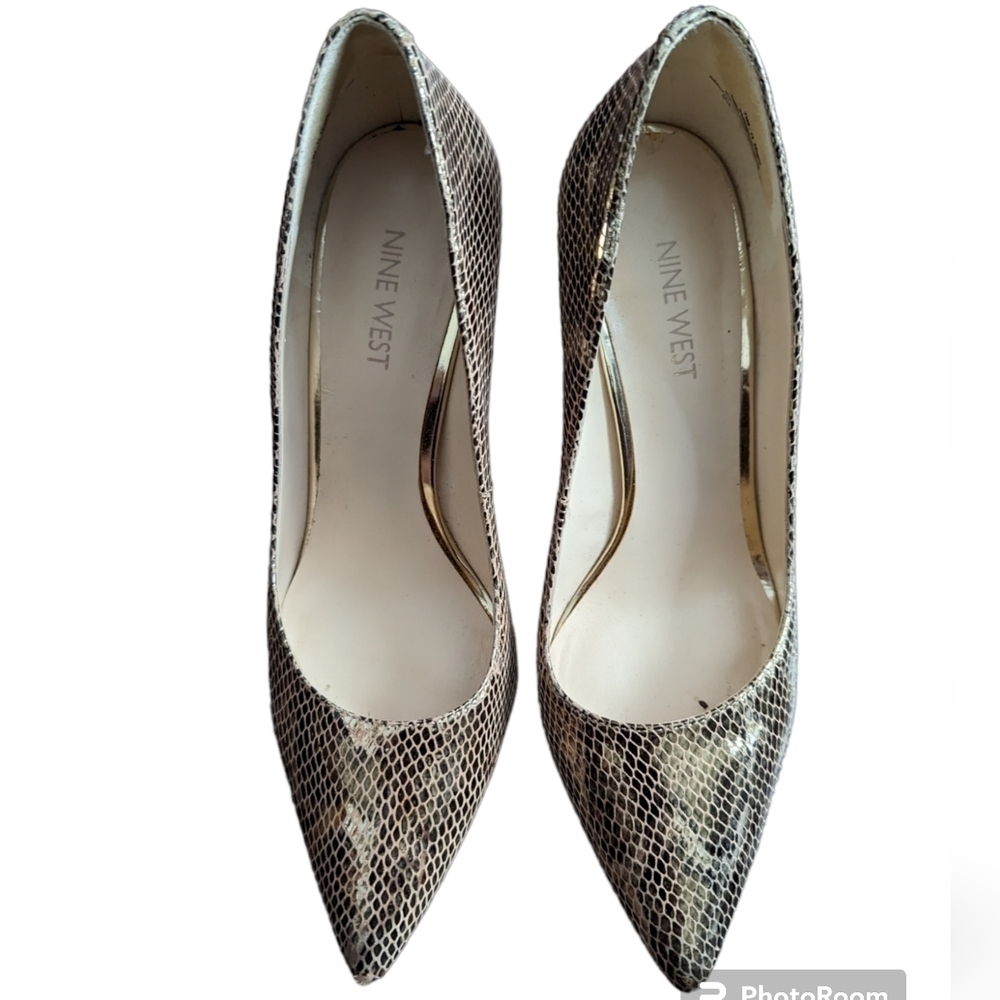 Nine West Snake Leather Heel Pumps.